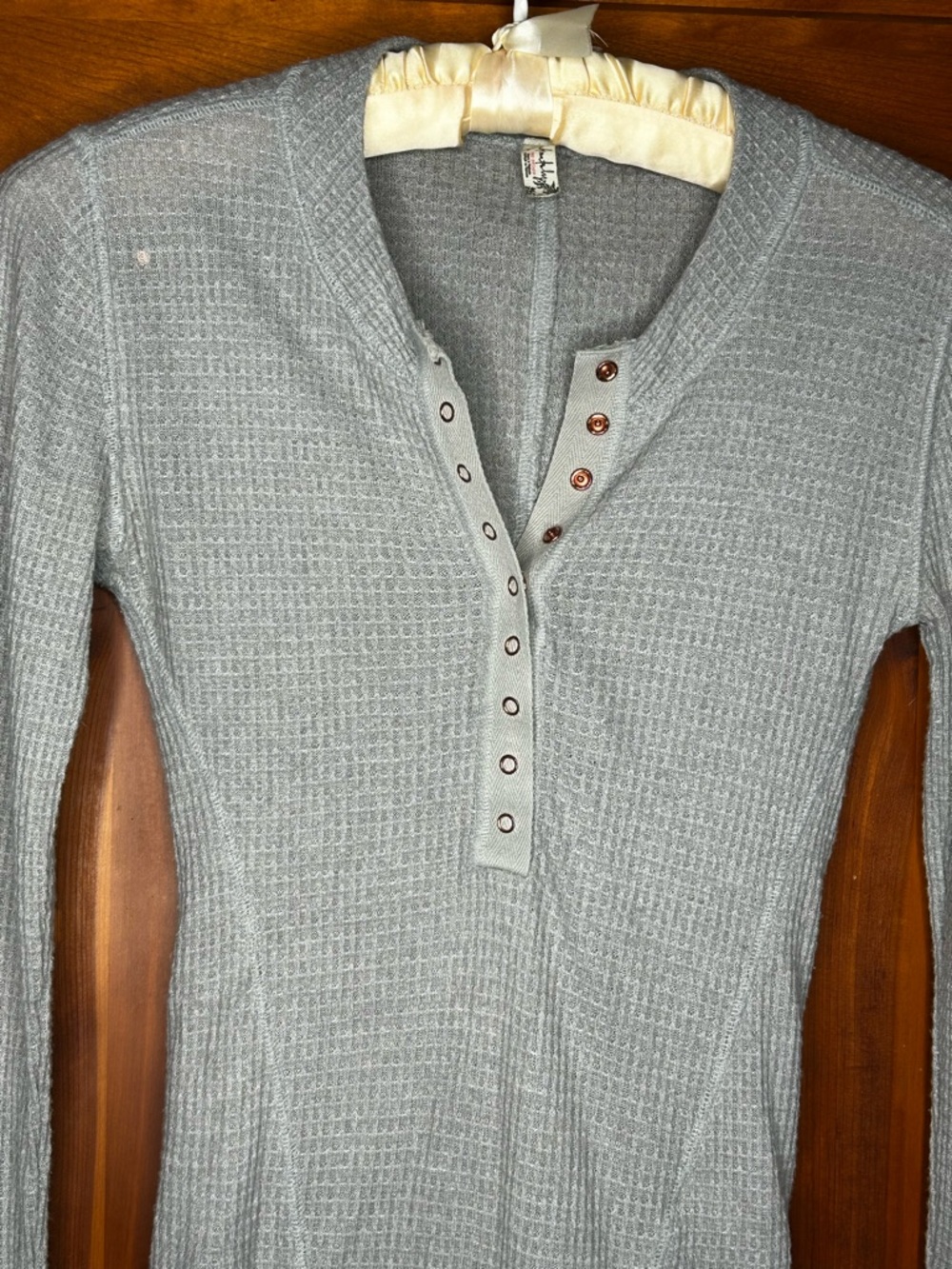 Intimately by Free People One of the Girls Long Sleeve Gray Waffle Knit Henley - Picture 3 of 13